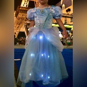 Disney Cinderella De Luxe Light Up Dress EUC